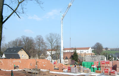 Die ersten Mauern des Neubaus